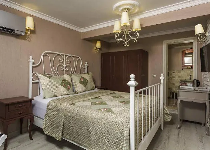 Ξενοδοχείο Karamela 3*