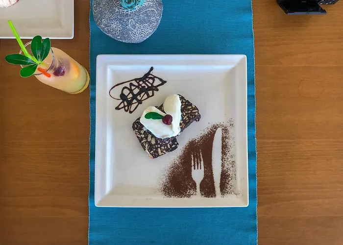 Ξενοδοχείο Karamela 3*