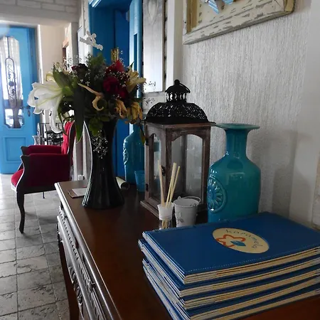 Ξενοδοχείο Karamela 3*